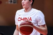 比张镇麟还差！中国男篮逆转夜最失意之人：失误被换下仅出场30秒